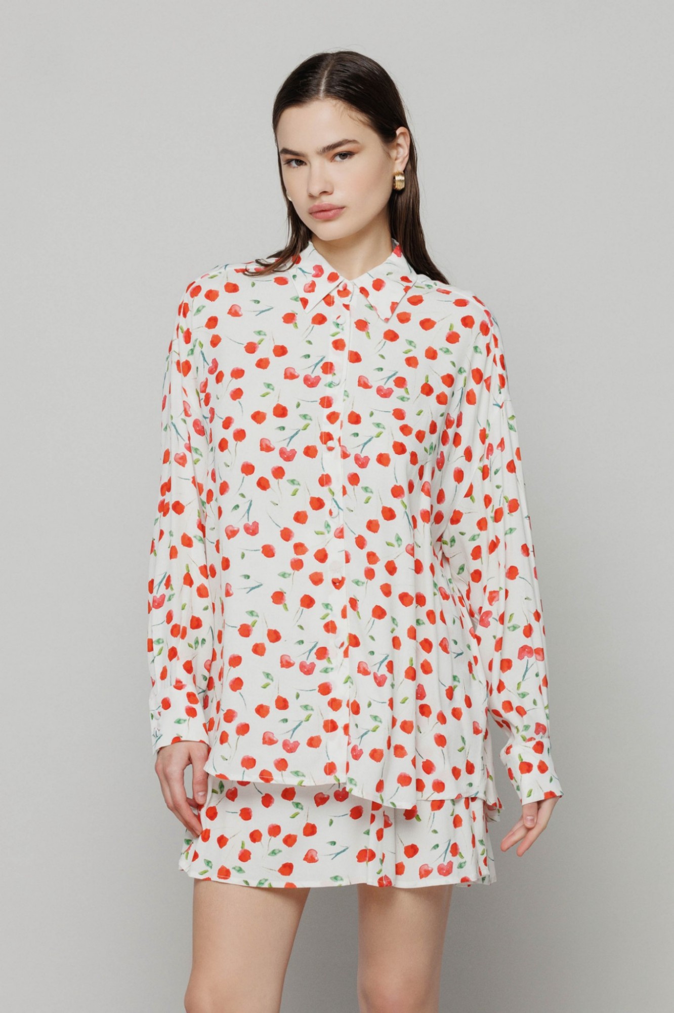 Clelia - camicia in crepe a fantasia oversize • Cerises creme