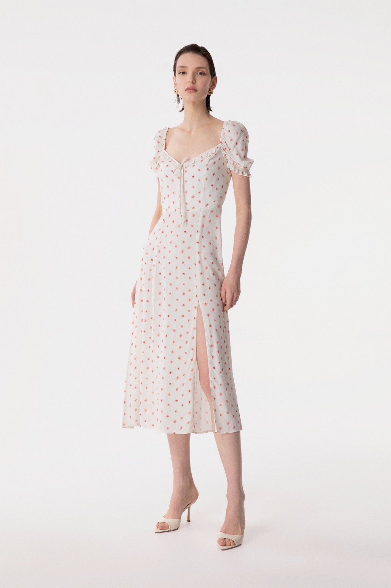 Nikita - Abito Midi A Mezza Manica Con Volant Sullo Scollo In Crepe • Rose Ecru