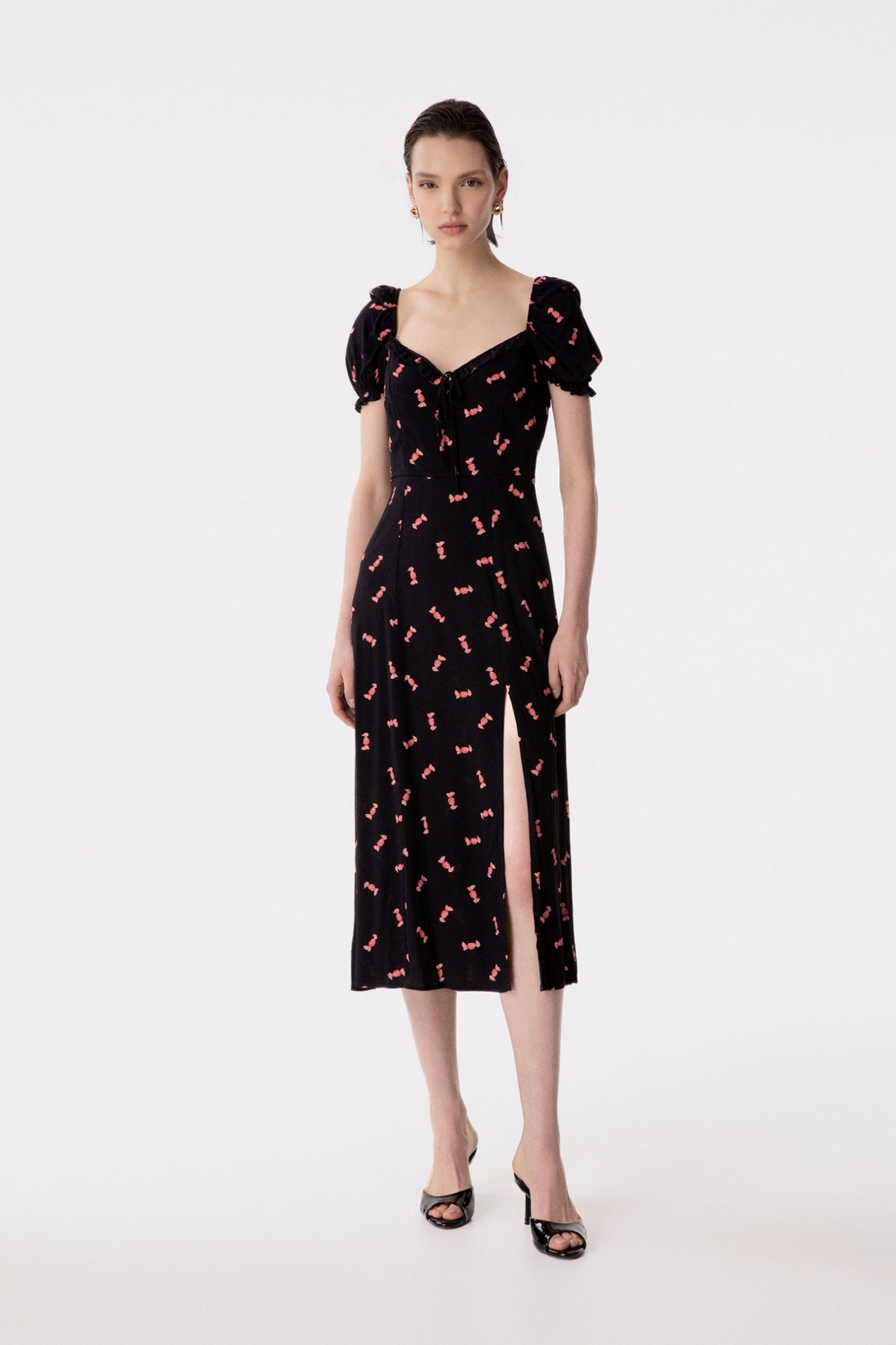 Nikita - Abito Midi A Mezza Manica Con Volant Sullo Scollo In Crepe • Bon Bon Nero