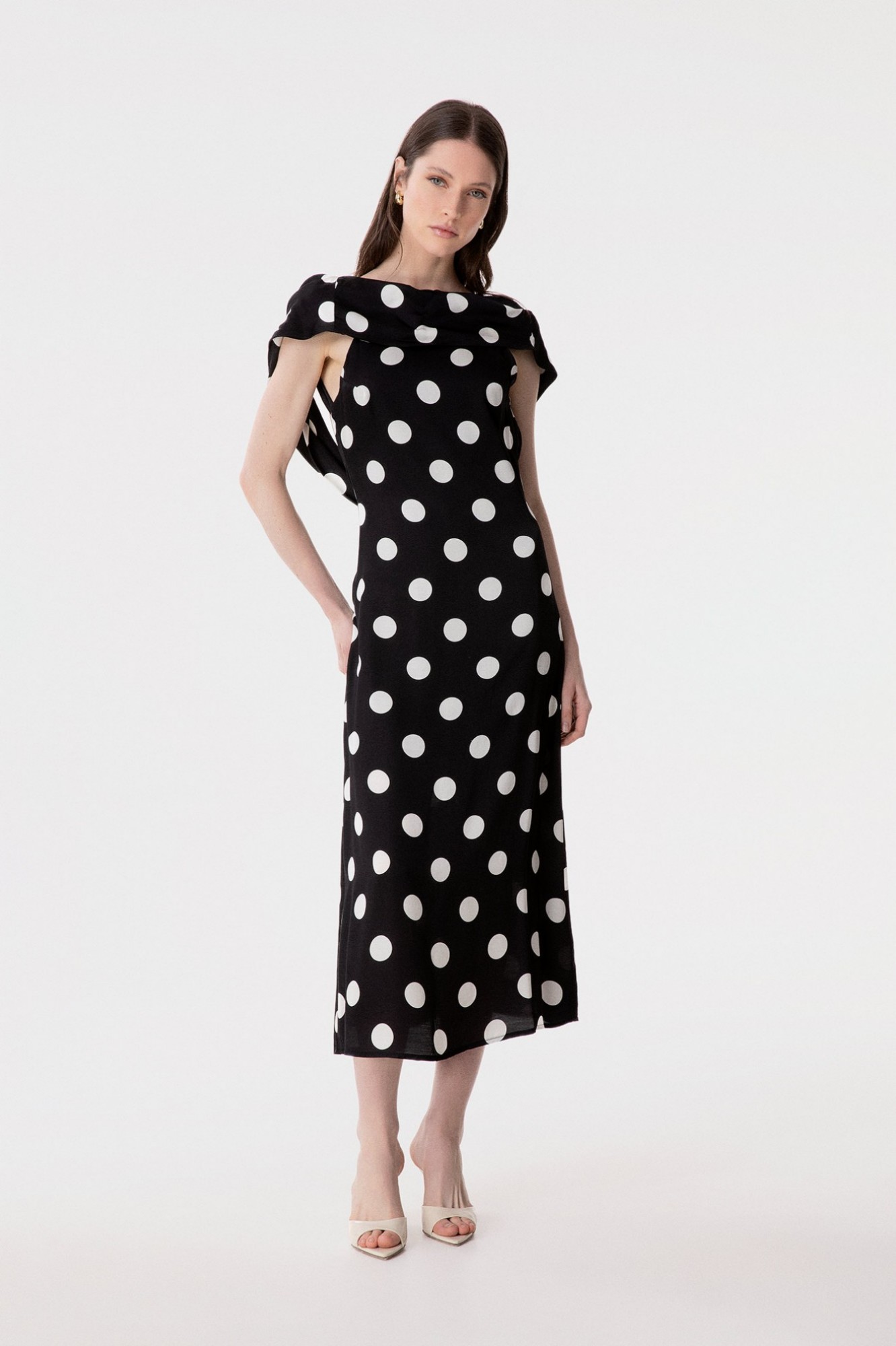 Vera- Abito Midi Con Scollatura Dietro • Pois Grande Nero