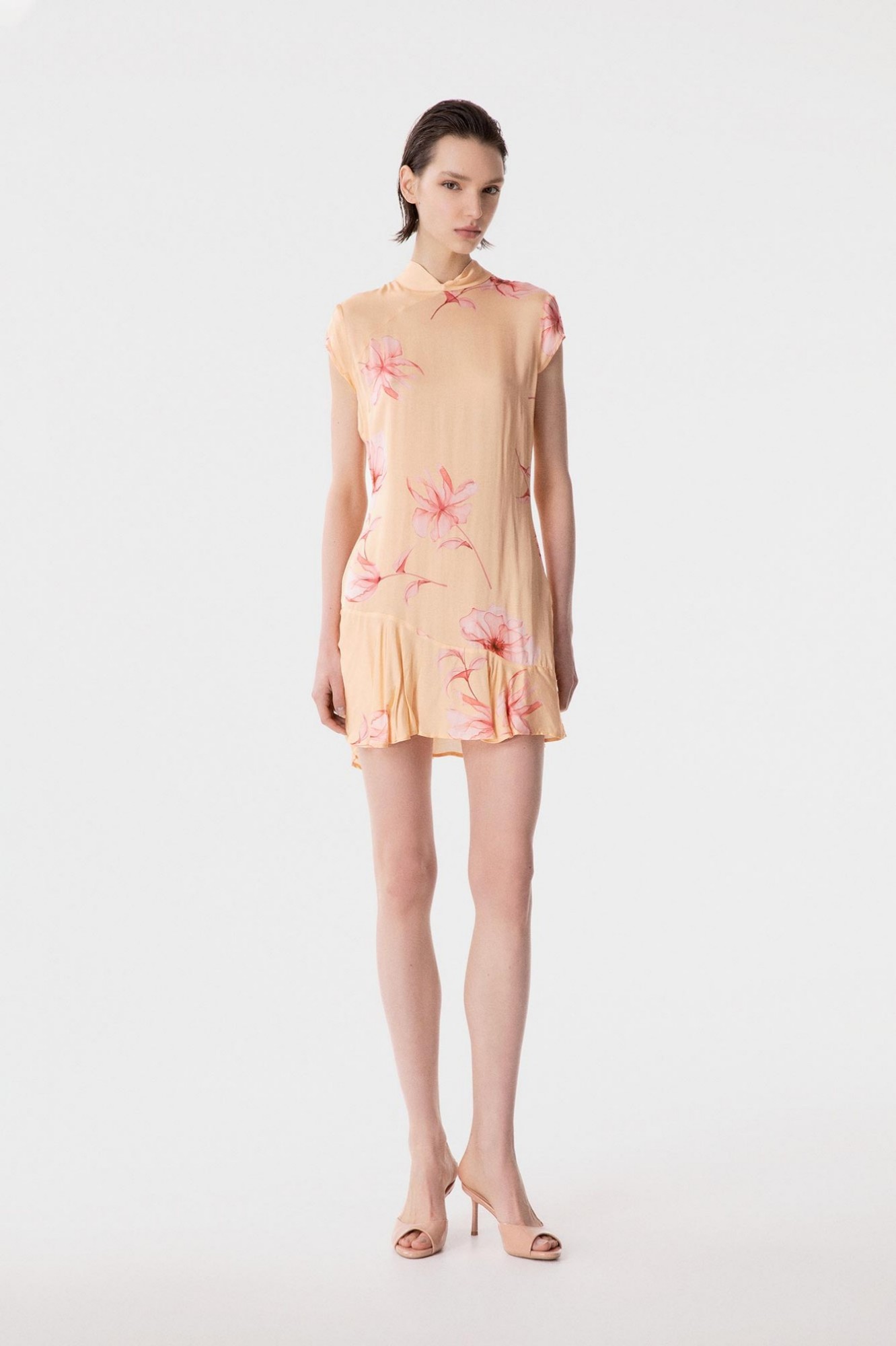 Swami - Abito Corto Mezza Manica, Collo Alla Coreana Con Volant Sul Fondo • Lotus Pesca